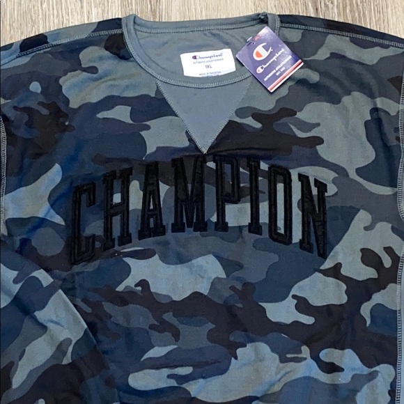 Champion Big and Tall crewneck sweatshirt - Picture 3 of 5